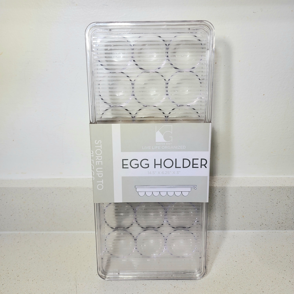 Egg Holder with Lid. New With Tags. Clear Holds Up To 21 Eggs.